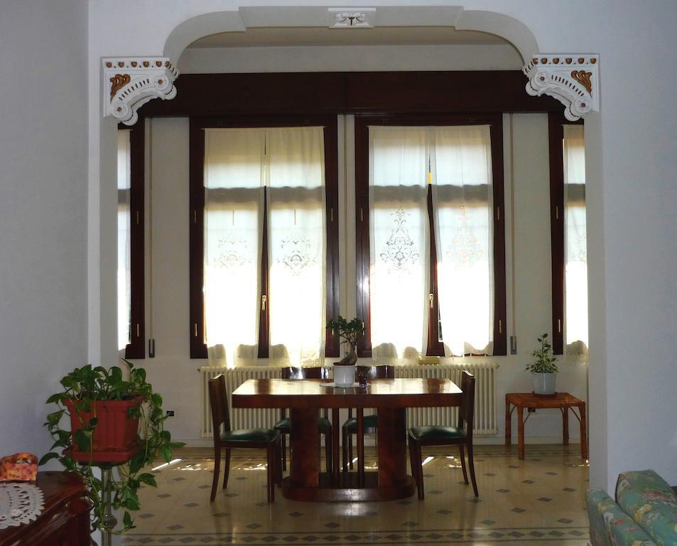 Il Giardino Segreto Bed & Breakfast อิโมลา ภายนอก รูปภาพ